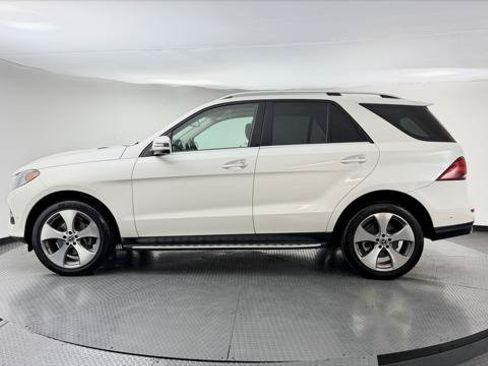 Used 2018 Mercedes-Benz GLE 350 w/ Premium 1 Package image 3