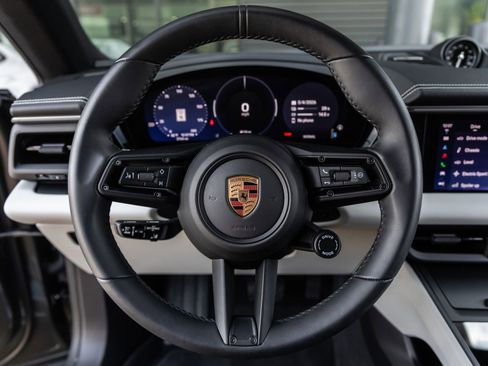 Certified 2025 Porsche Macan 4 Electric AWD/4WD image 25