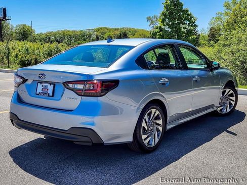Used 2025 Subaru Legacy Limited AWD/4WD image 7