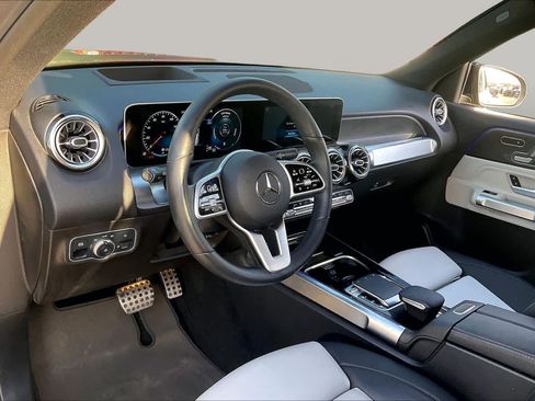 Used 2020 Mercedes-Benz GLB 250 image 18