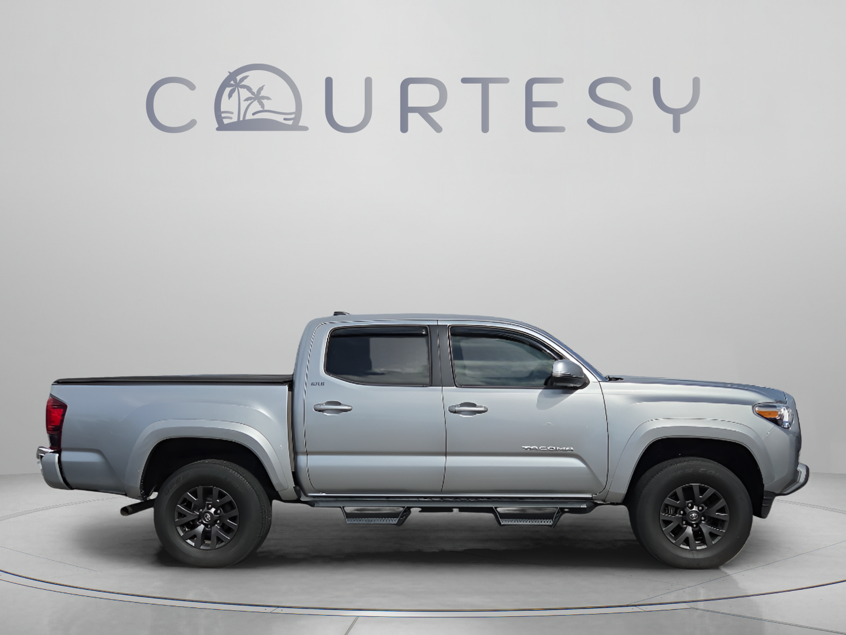 Certified 2022 Toyota Tacoma SR5 w/ Technology Package RWD image 3