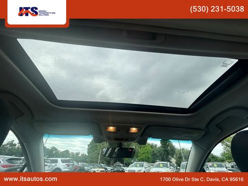 Used 2017 Subaru Outback 2.5i Limited image 19