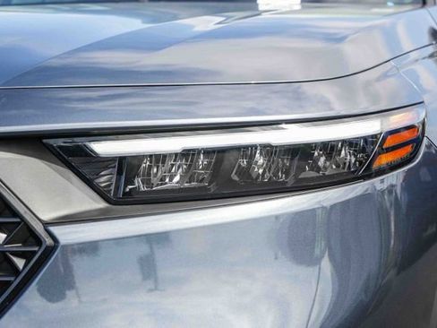 Used 2024 Honda Accord EX image 12