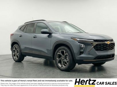 Used 2025 Chevrolet Trax LT