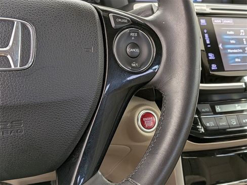 Used 2017 Honda Accord EX-L image 20