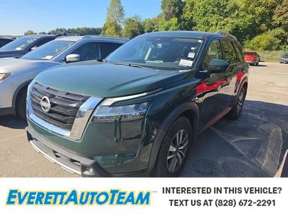 Used 2022 Nissan Pathfinder SL w/ Cargo Package