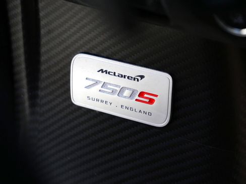 Used 2024 McLaren 750S RWD image 38