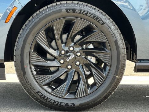 New 2027 Lincoln Navigator L Reserve w/ Jet Appearance Package AWD/4WD image 26