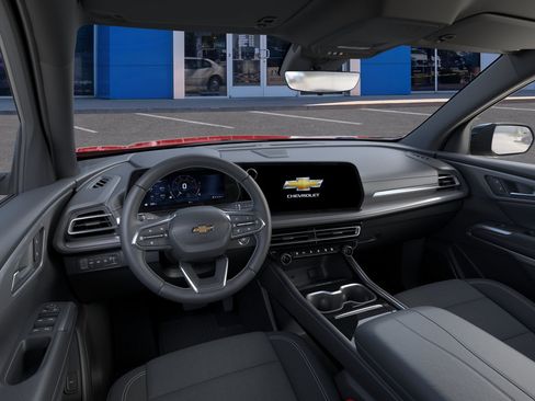 New 2026 Chevrolet Traverse LT w/ Driver Confidence Package AWD/4WD image 15