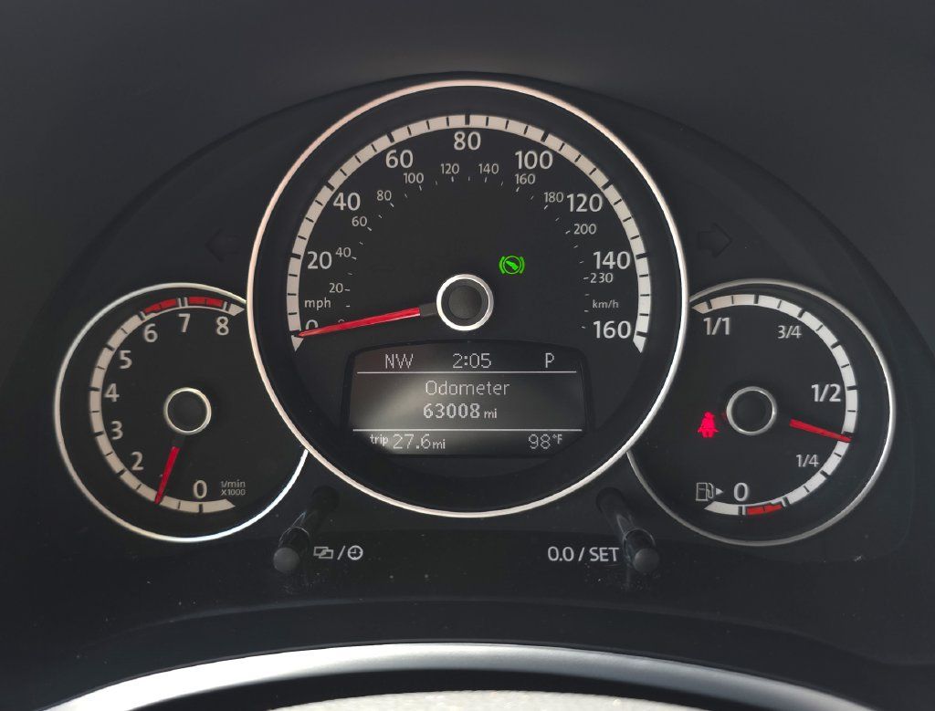 Used 2014 Volkswagen Beetle R-Line FWD image 18