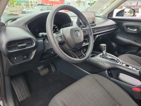 Used 2025 Honda HR-V LX image 16