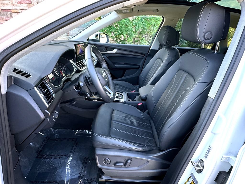 Used 2023 Audi Q5 2.0T Premium w/ Convenience Package AWD/4WD image 22