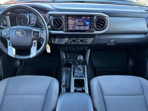 Certified 2021 Toyota Tacoma SR5 image 5