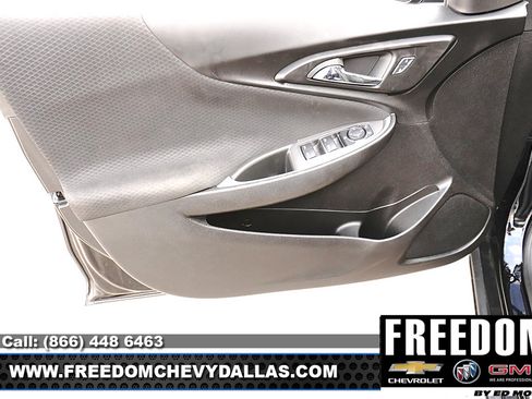 Used 2025 Chevrolet Malibu LT FWD image 33