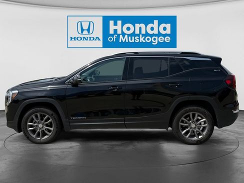 Used 2023 GMC Terrain SLT AWD/4WD image 8