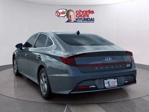 Used 2023 Hyundai Sonata SE FWD image 3