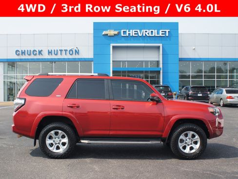 Used 2020 Toyota 4Runner SR5 AWD/4WD image 1