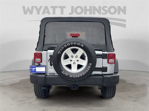 Used 2015 Jeep Wrangler Unlimited Sport w/ Quick Order Package 24S image 4