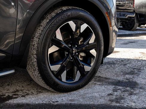 Used 2023 Kia Sportage X-Line w/ X-Line Premium Package image 9