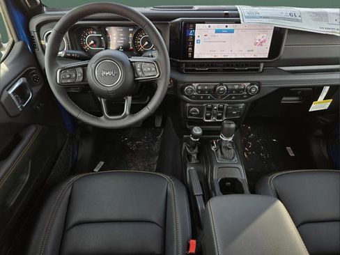 New 2026 Jeep Gladiator Mojave AWD/4WD image 18