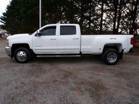 Used 2018 Chevrolet Silverado 3500 LTZ w/ Duramax Plus Package image 2