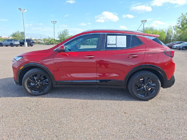 Used 2026 Buick Encore GX Sport Touring w/ Comfort Package FWD image 4