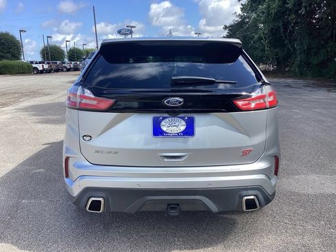 Used 2019 Ford Edge ST w/ Equipment Group 401A AWD/4WD image 10