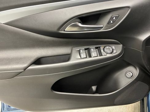 New 2026 Buick Envista Sport Touring w/ Convenience I Package FWD image 17