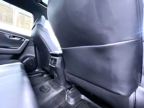 Used 2022 Toyota RAV4 XSE AWD/4WD image 41