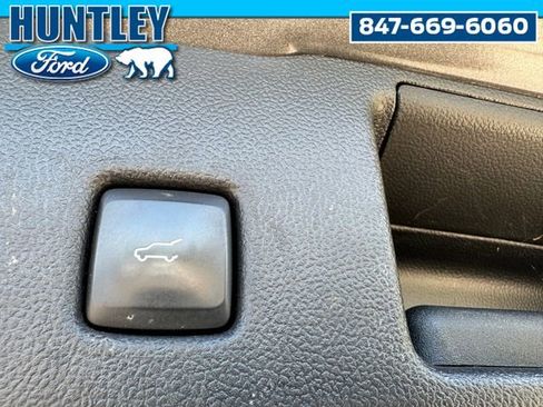Used 2021 Ford Escape SEL w/ Class II Trailer Tow Package FWD image 10