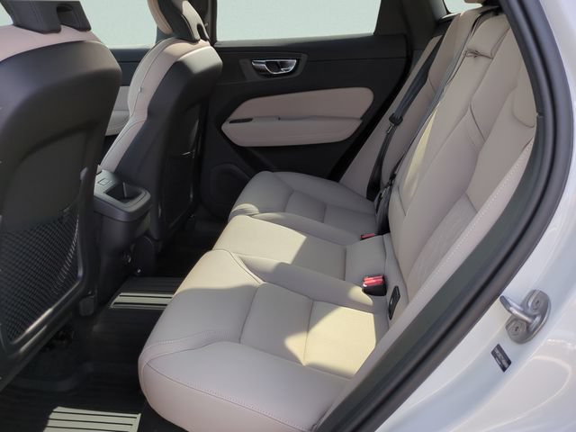 New 2026 Volvo XC60 B5 Plus w/ Protection Package Premier AWD/4WD image 10