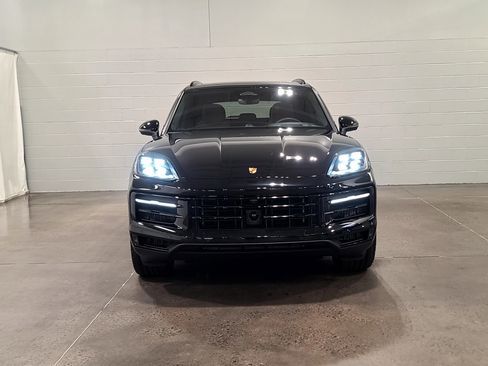 New 2026 Porsche Cayenne S image 10