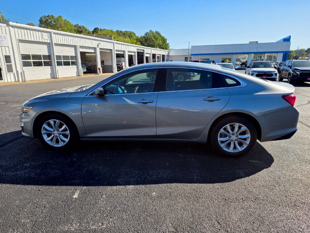 Used 2025 Chevrolet Malibu LT FWD image 5
