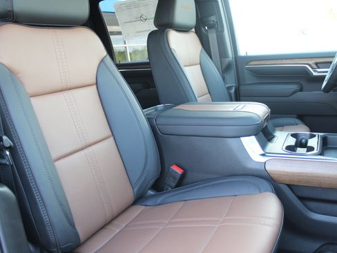 New 2026 Chevrolet Silverado 2500 High Country AWD/4WD image 15
