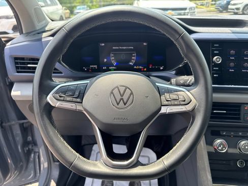 Used 2022 Volkswagen Taos SE FWD image 14
