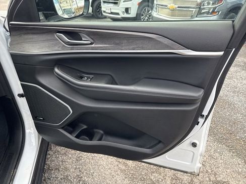 Used 2021 Jeep Grand Cherokee L Limited image 30