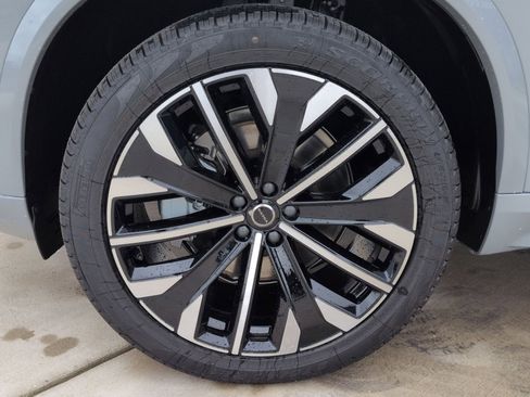 New 2026 Volvo XC90 B6 Ultra image 12