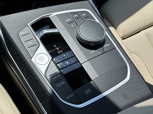 New 2026 BMW 330i Sedan w/ Premium Package RWD image 29