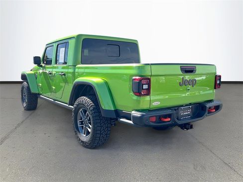 Certified 2025 Jeep Gladiator Mojave image 5