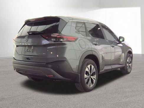 Used 2023 Nissan Rogue SV w/ SV Premium B Package image 2