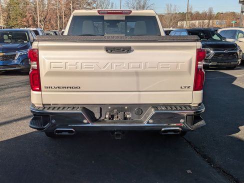 Certified 2022 Chevrolet Silverado 1500 LTZ image 8