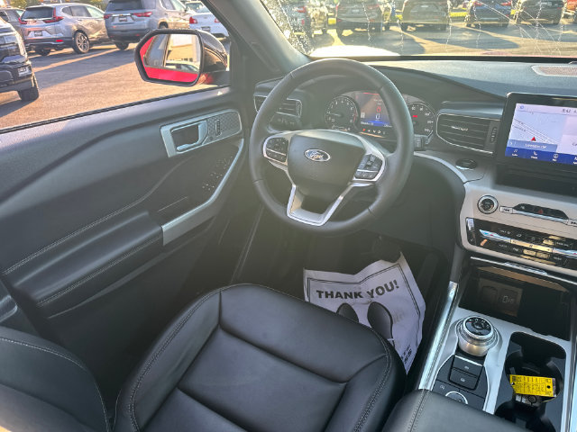 Certified 2023 Ford Explorer XLT w/ Equipment Group 202A AWD/4WD image 31