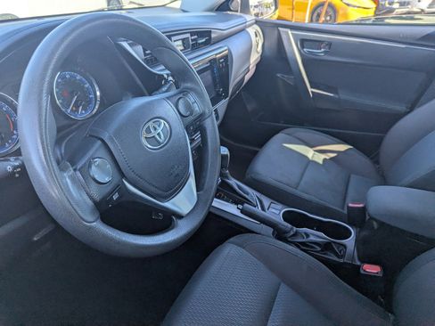 Used 2017 Toyota Corolla LE image 16