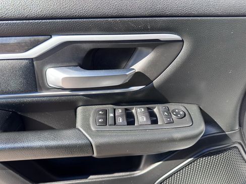 Used 2020 RAM 1500 Big Horn image 10