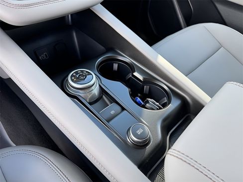 New 2026 Ford Explorer Active w/ Active Comfort Package image 19