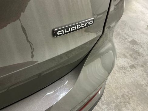 Used 2024 Audi Q3 2.0T Premium Plus w/ Premium Plus Package AWD/4WD image 8
