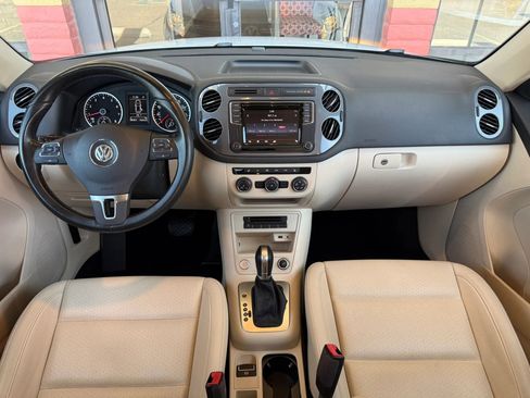 Used 2017 Volkswagen Tiguan S FWD image 29