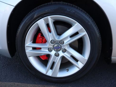 Used 2015 Volvo V60 T5 Platinum image 42