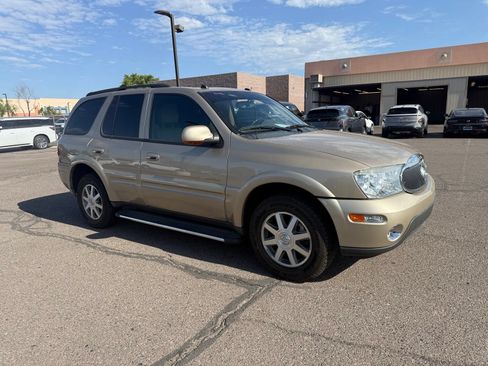 Used 2005 Buick Rainier CXL RWD image 3