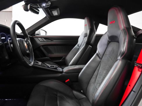 Used 2022 Porsche 911 GT3 image 5